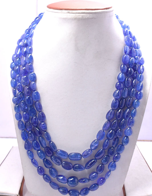 A stunning strand of natural Tanzanite tumble beads, weighing 285.50 carats, perfect for elegant designs.
#TanzaniteBeads #NaturalGemstones #LuxuryJewelry #TumbleBeads #GemstoneJewelry #ChicJewelry #ElegantStyle #StatementJewelry #UniqueGemstones






