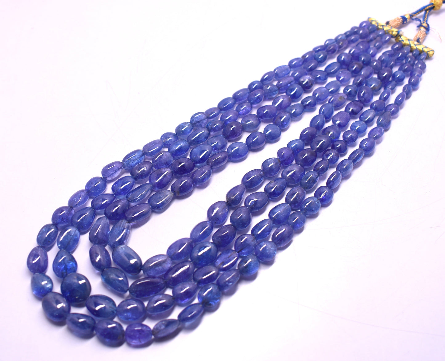 A stunning strand of natural Tanzanite tumble beads, weighing 285.50 carats, perfect for elegant designs.
#TanzaniteBeads #NaturalGemstones #LuxuryJewelry #TumbleBeads #GemstoneJewelry #ChicJewelry #ElegantStyle #StatementJewelry #UniqueGemstones






